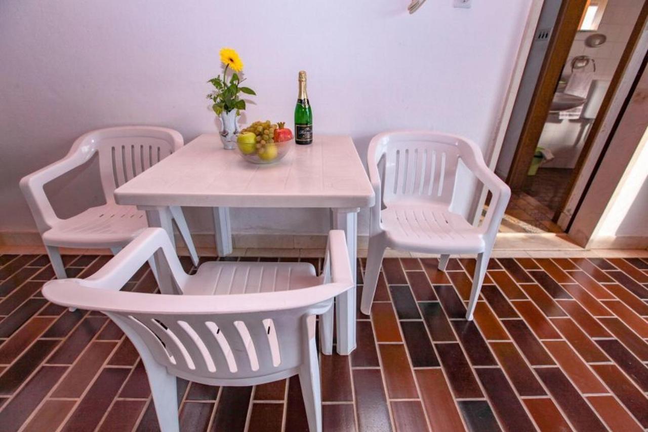 Villa Pinus Sumartin Zewnętrze zdjęcie