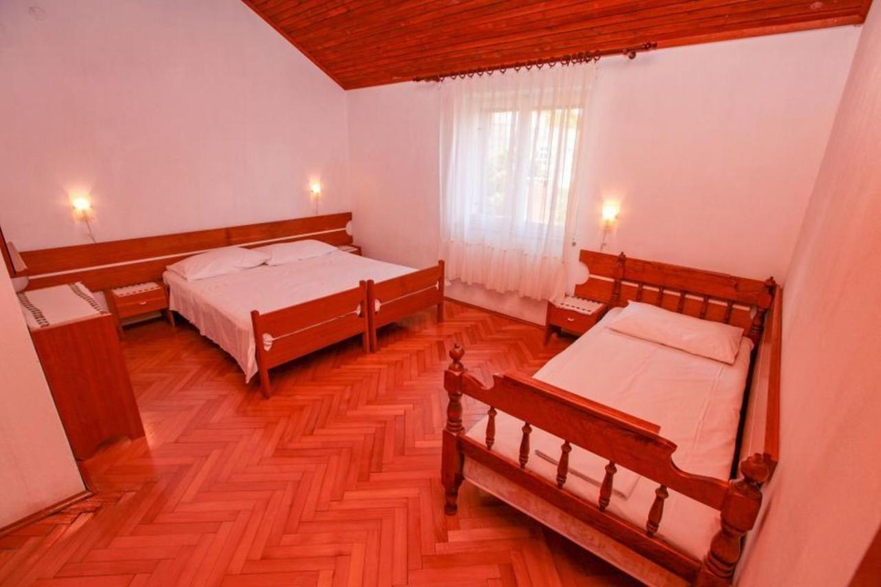 Villa Pinus Sumartin Zewnętrze zdjęcie